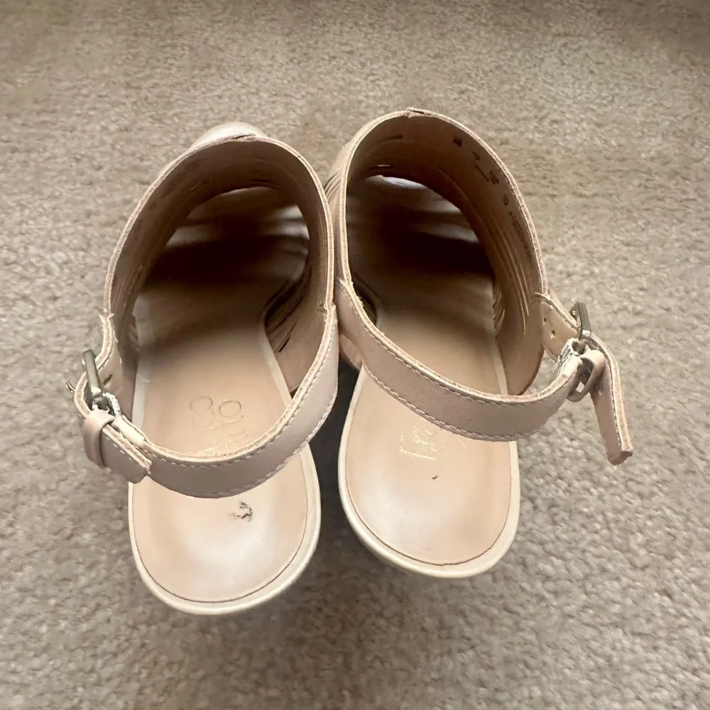 Franco Sarto Sharp Leather Platform Wedge Sandals | Size 9 | Neutral Tan